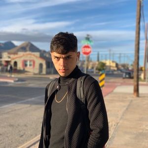 Meet your Posher, Luis